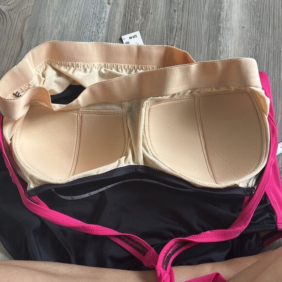 NWT The Avenue One Piece Swimsuit Black And Pink With Halter Top Size 22 - Picture 8 of 9